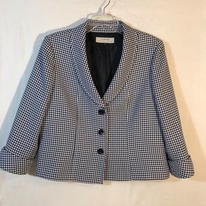 Tahari Navy and White‎ Houndstooth Print Blazer
